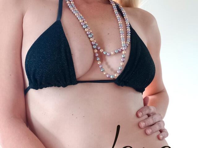 LaraFantasy - Camera khiêu dâm &amp; quyến rũ trực tiếp - 25204993