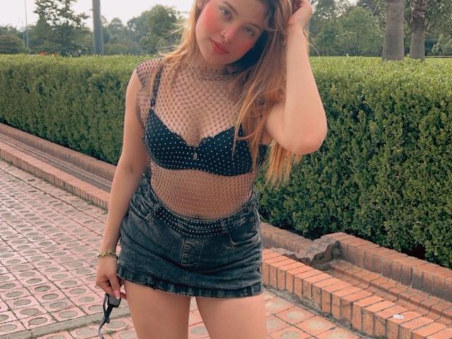 ShantalSummer - Live porn &amp; sex cam - 25208129