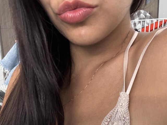 SofieWhite - Live porn &amp; sex cam - 25208773