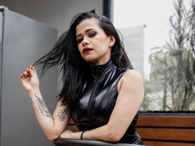 MistressVictoriaa - Live sex cam - 25210977