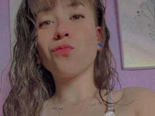 EveeDreams - Live porn &amp; sex cam - 25211269