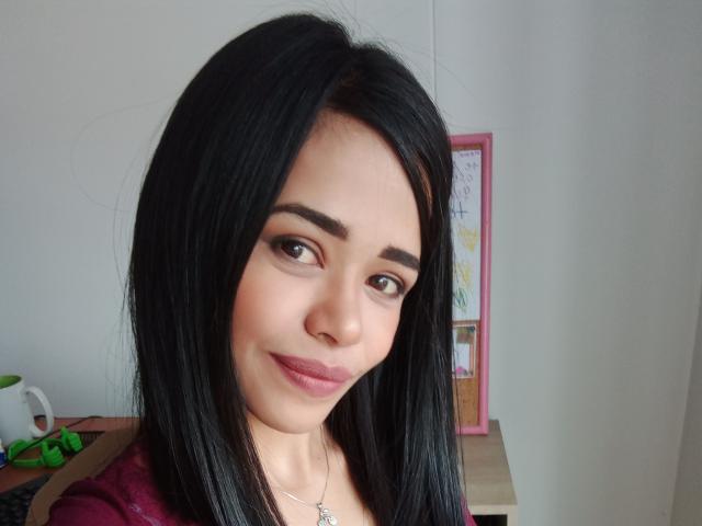 MistressVictoriaa - Camera khiêu dâm &amp; quyến rũ trực tiếp - 25212197