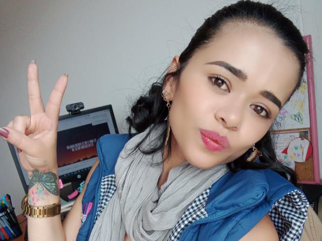 MistressVictoriaa - Live sex cam - 25212213