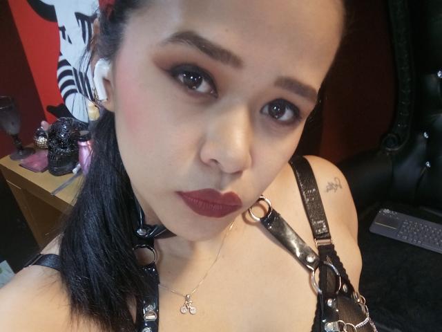 MistressVictoriaa - Camera khiêu dâm &amp; quyến rũ trực tiếp - 25212825