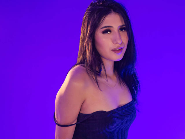 NickiClark - Live sex cam - 25212885