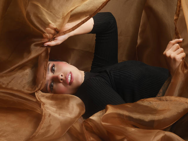 SalmaSoto - Live porno og sexkamera - 25215781