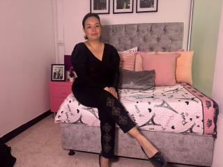 SelenaParker69 - Live porn &amp; sex cam - 25218653