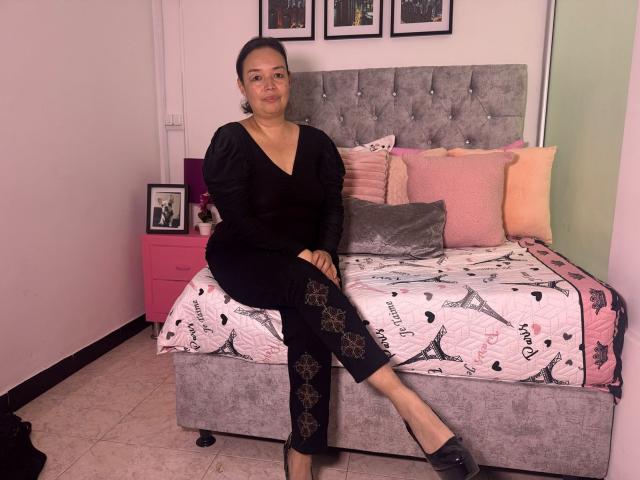 SelenaParker69 - сексуальная веб-камера в реальном времени - 25218653