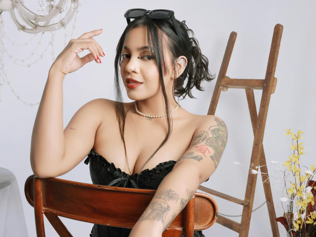 ValentinaMathews - Live sex cam - 25219065