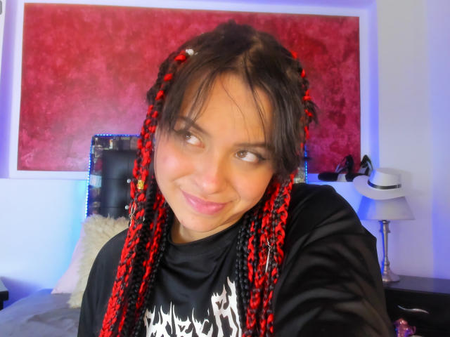 BlueSkyMusa - Sexe cam en vivo - 25221753