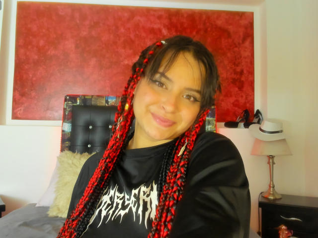 BlueSkyMusa - Sexe cam en vivo - 25221765