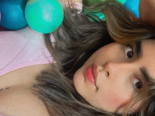 OlivaStellas - Camera khiêu dâm &amp; quyến rũ trực tiếp - 25224625