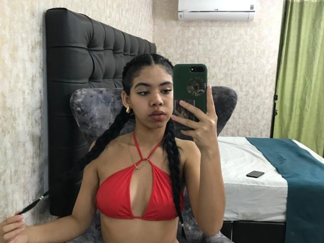 EmaGarces - Live porno og sexkamera - 25225097