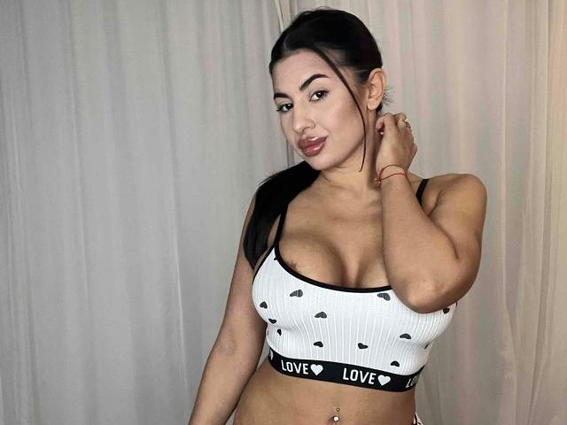 LatinaLoco - Live Sex Cam - 25226617