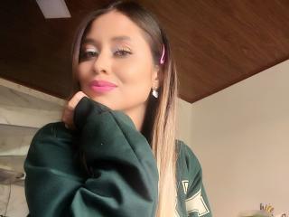 LoveCarla69 - сексуальная веб-камера в реальном времени - 25227525