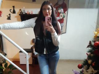 AntonnellaS - сексуальная веб-камера в реальном времени - 25231793