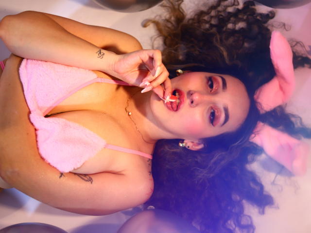 AnniCarter - Live sex cam - 25236293