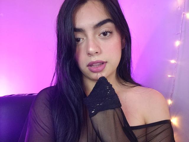 EmaRosee - Live porn &amp; sex cam - 25236705