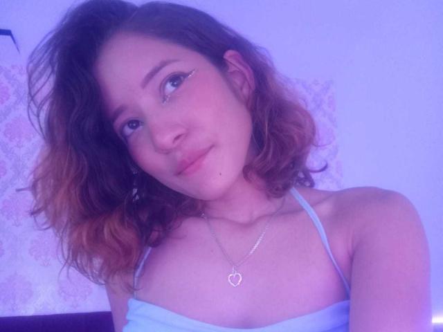 MiaSinclairX - Sexe cam en vivo - 25240329