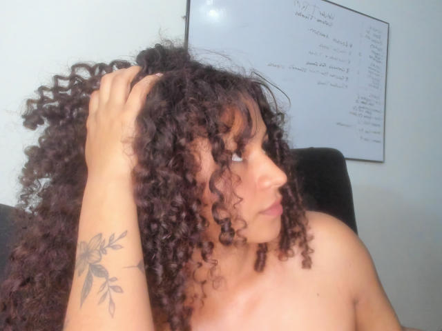 SofiaPassione - Élő pornó és szexkamera - 25242849