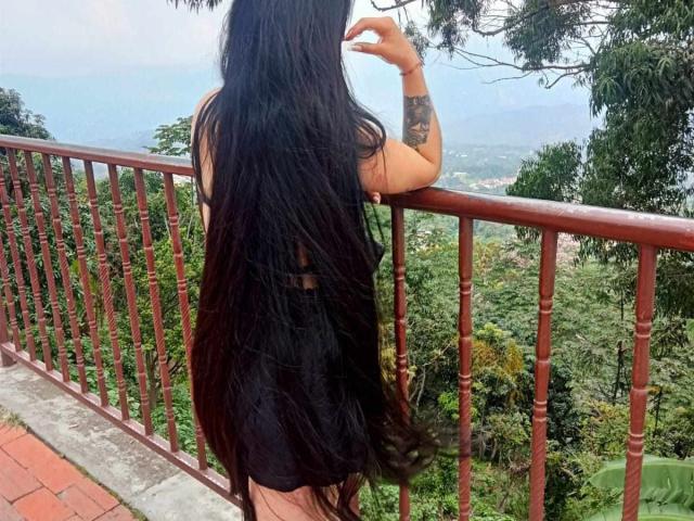 EmilyTon - Sexe cam en vivo - 25244369