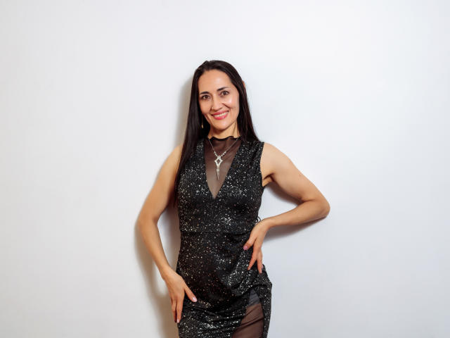 MiaMott - Live sex cam - 25244389