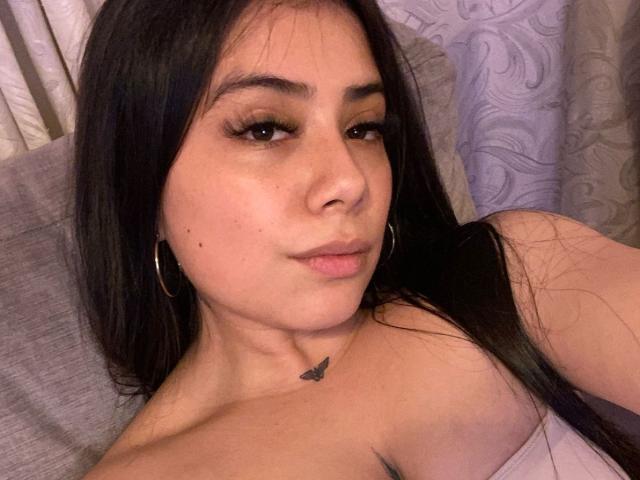 KatalinaSexy69 - Live sex cam - 25245497