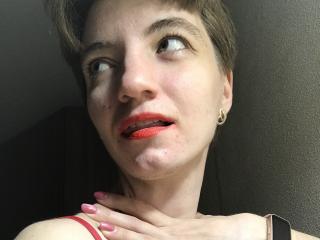 IlonaSweet - Live porn &amp; sex cam - 25245649