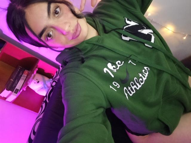 EmaRosee - Live porn &amp; sex cam - 25250165