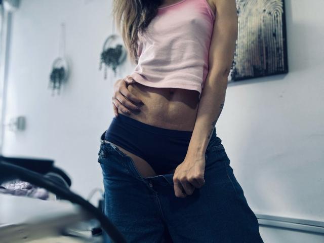 AdharaCooper - Live porn &amp; sex cam - 25252781