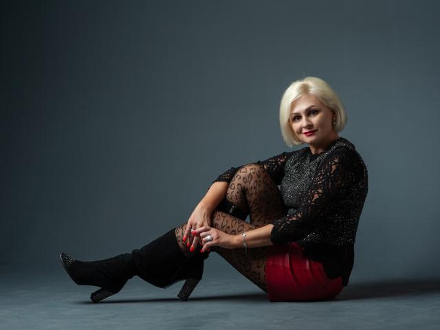 OliviaHorst - Live porn &amp; sex cam - 25255689