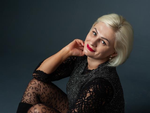 OliviaHorst - Live porn &amp; sex cam - 25255697