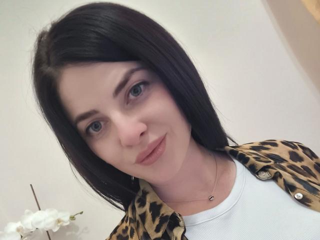 WildBerryMuse-hot - Live porn &amp; sex cam - 25256089