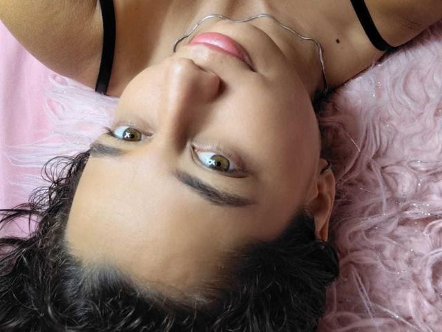 GalaSquirt - Live porn &amp; sex cam - 25258865