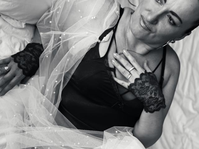 DianaMGG - Live porn &amp; sex cam - 25260837