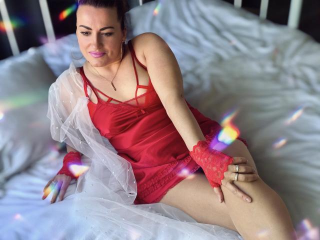 DianaMGG - Live porn &amp; sex cam - 25260873