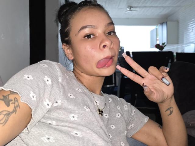 NoaStewart - Live sex cam - 25263985