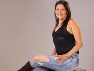 VeronikaGreco - Live porn &amp; sex cam - 25265705