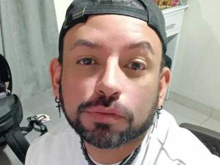 TonyGlams - Sexe cam en vivo - 25265821