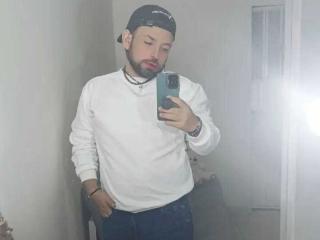 TonyGlams - Sexe cam en vivo - 25265825