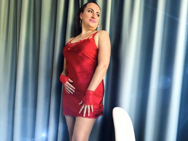 DianaMGG - сексуальная веб-камера в реальном времени - 25268293