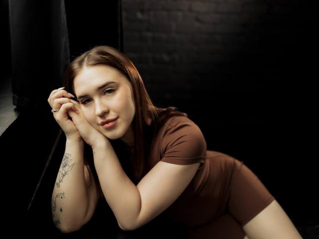 LauraHlot - Live porn &amp; sex cam - 25269329