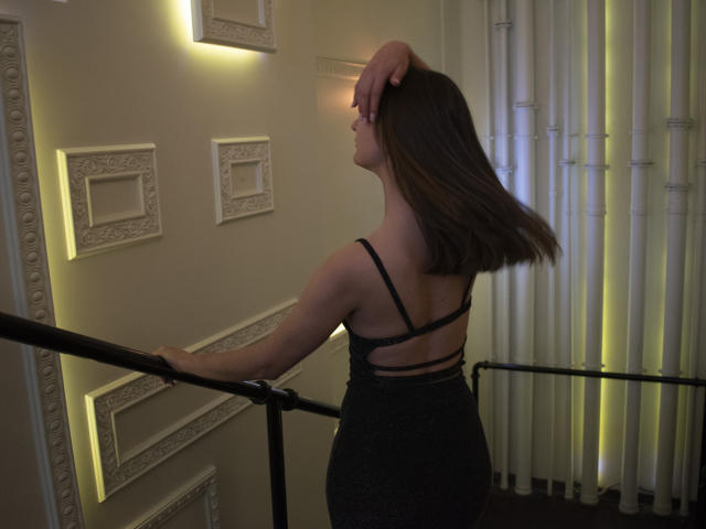 MichelleHotX69 - Live porn &amp; sex cam - 25272637