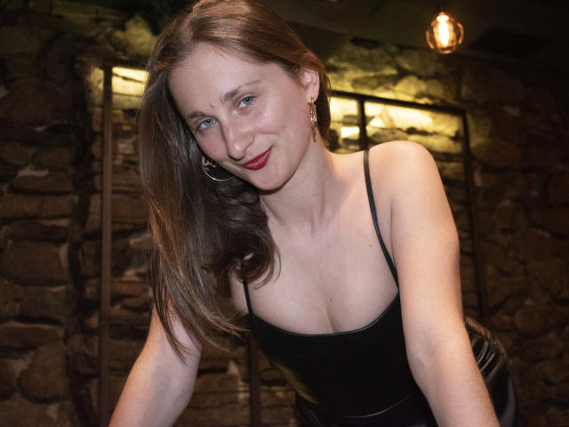 MichelleHotX69 - Live porn &amp; sex cam - 25272929