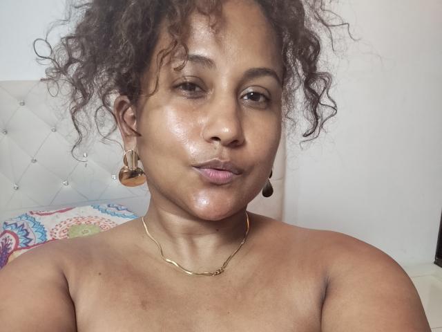 YiyaHot69 - Live porno og sexkamera - 25276533