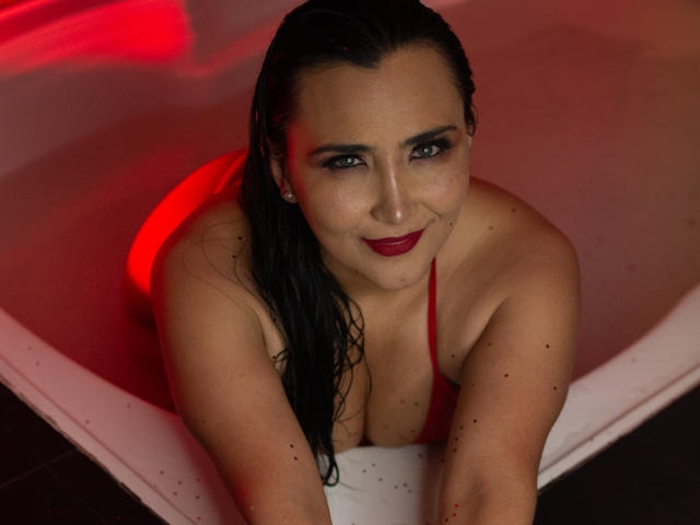 EvangelineTaylor - Live porn &amp; sex cam - 25284513