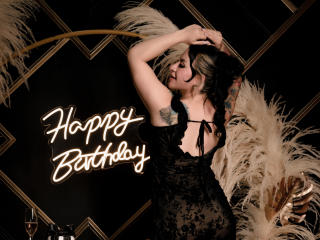 KatalinaJohnson - Sexe cam en vivo - 25286389