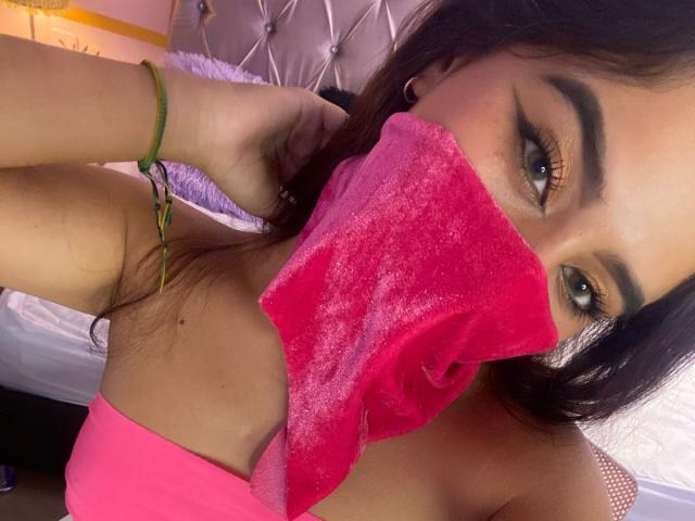 EmyXCute - Live sex cam - 25287489