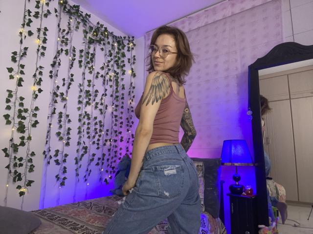 SarahRousen - Live porn &amp; sex cam - 25288437