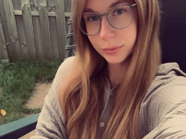 Soleea-hot - сексуальная веб-камера в реальном времени - 25292137